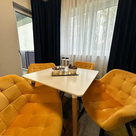 Dylara De Lux Apartament Apartment